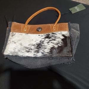 Myra bag
